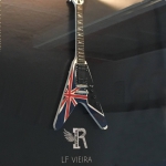 Quadro Luiz Fernando Vieira com Mini Guitarra  (produzido exclusivamente para o msico)