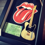 Quadro Keith Richards com Mini Guitarra e Ingresso
