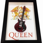 Quadro Brian May com Mini Guitarra