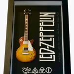 Quadro Jimmy Page com Mini Guitarra