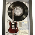 Quadro Angus Young com Mini Guitarra e Disco de Vinil