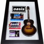 Quadro Noel Gallagher com Mini Violo