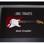 Quadro Mark Knopfler com Mini Guitarra