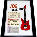 Quadro Joe Satriani com Mini Guitarra