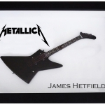 Quadro James Hetfield com Mini Guitarra