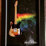 Quadro Pink Floyd com Mini Guitarra